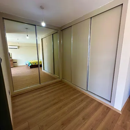 Apartament Yeni Iskele 3 Yatak Odali Muestakil Ortak Havuzlu *