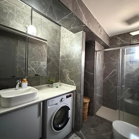 Yeni Iskele 3 Yatak Odali Muestakil Ortak Havuzlu *