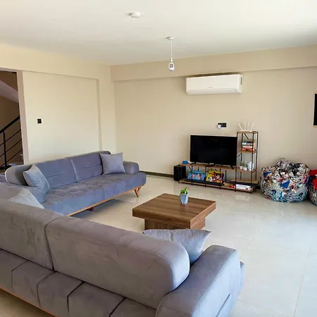 Yeni Iskele 3 Yatak Odali Muestakil Ortak Havuzlu Apartment *